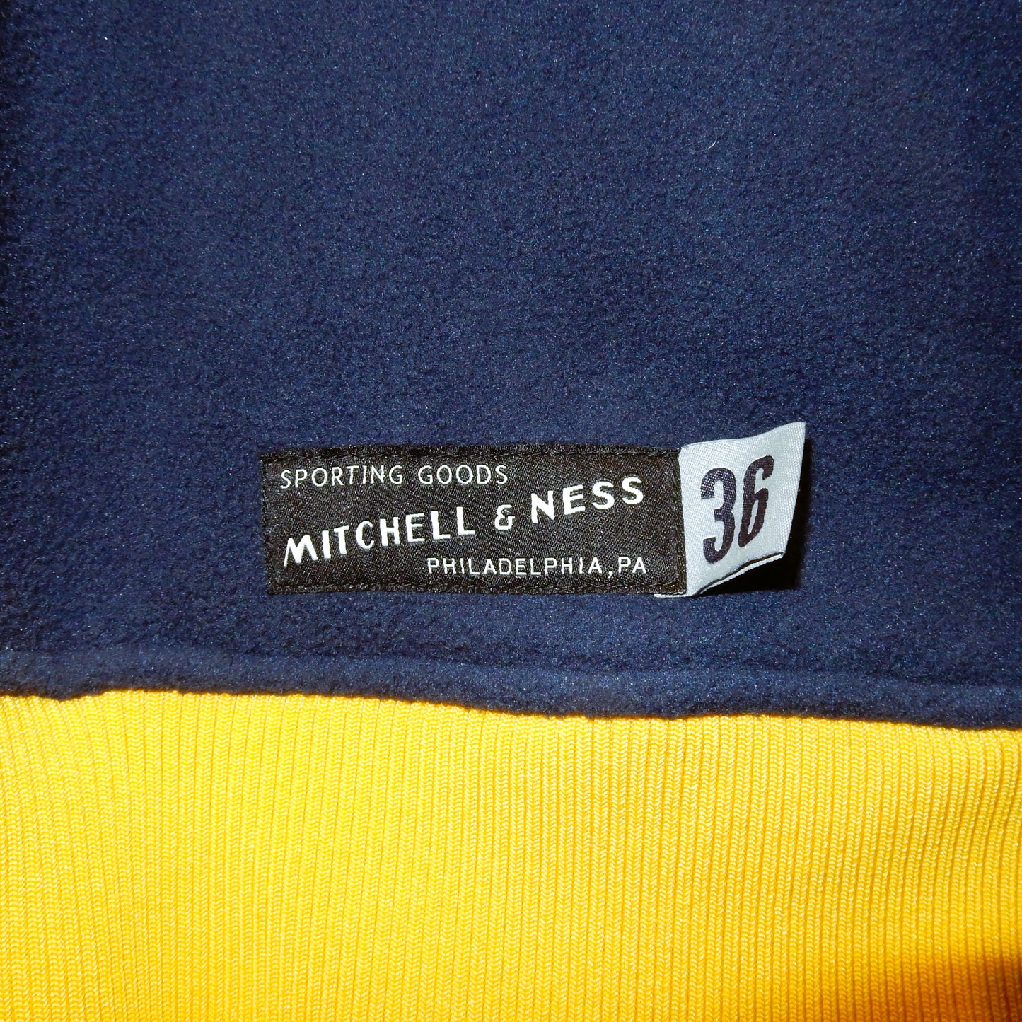 Mitchell&amp;Ness zip-up navy sweatshirt - S/M