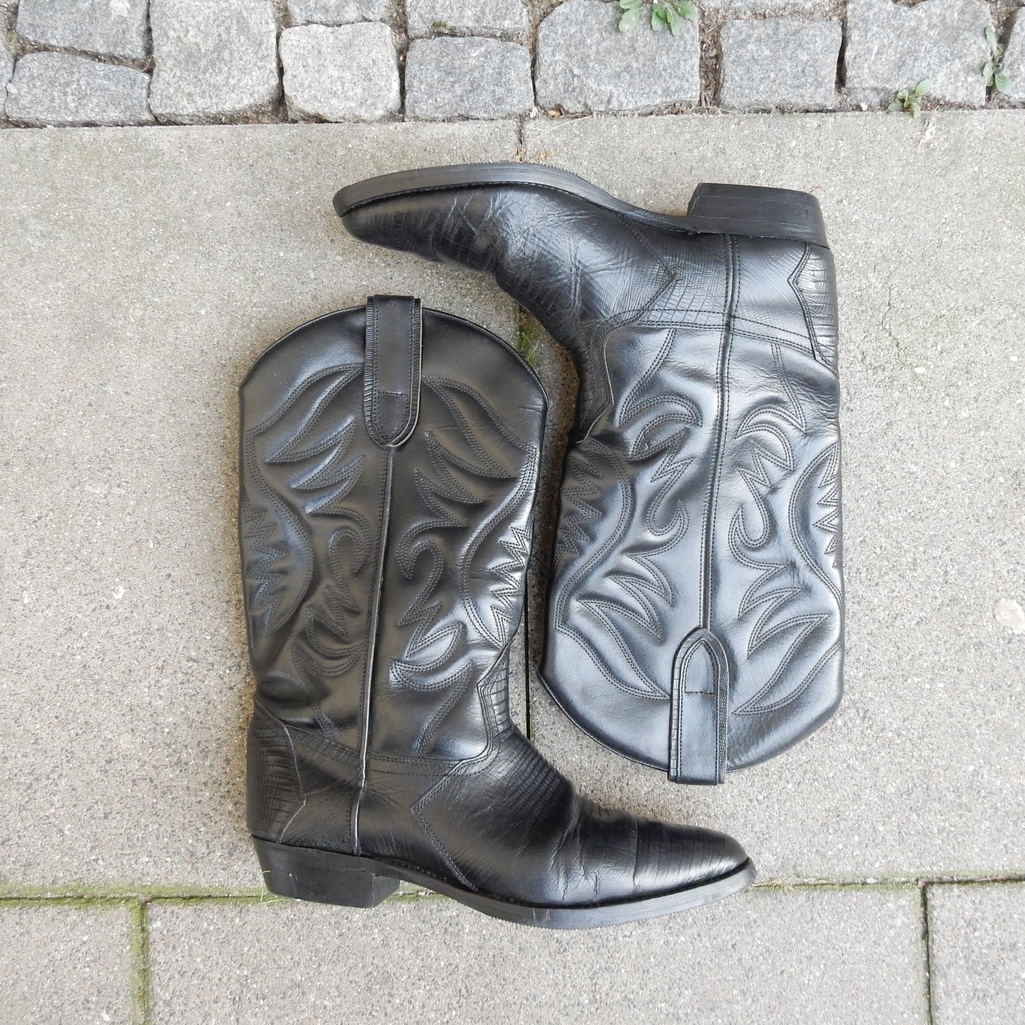 Vintage Black Leather High Knee Cowboy Boots - EU 43/44