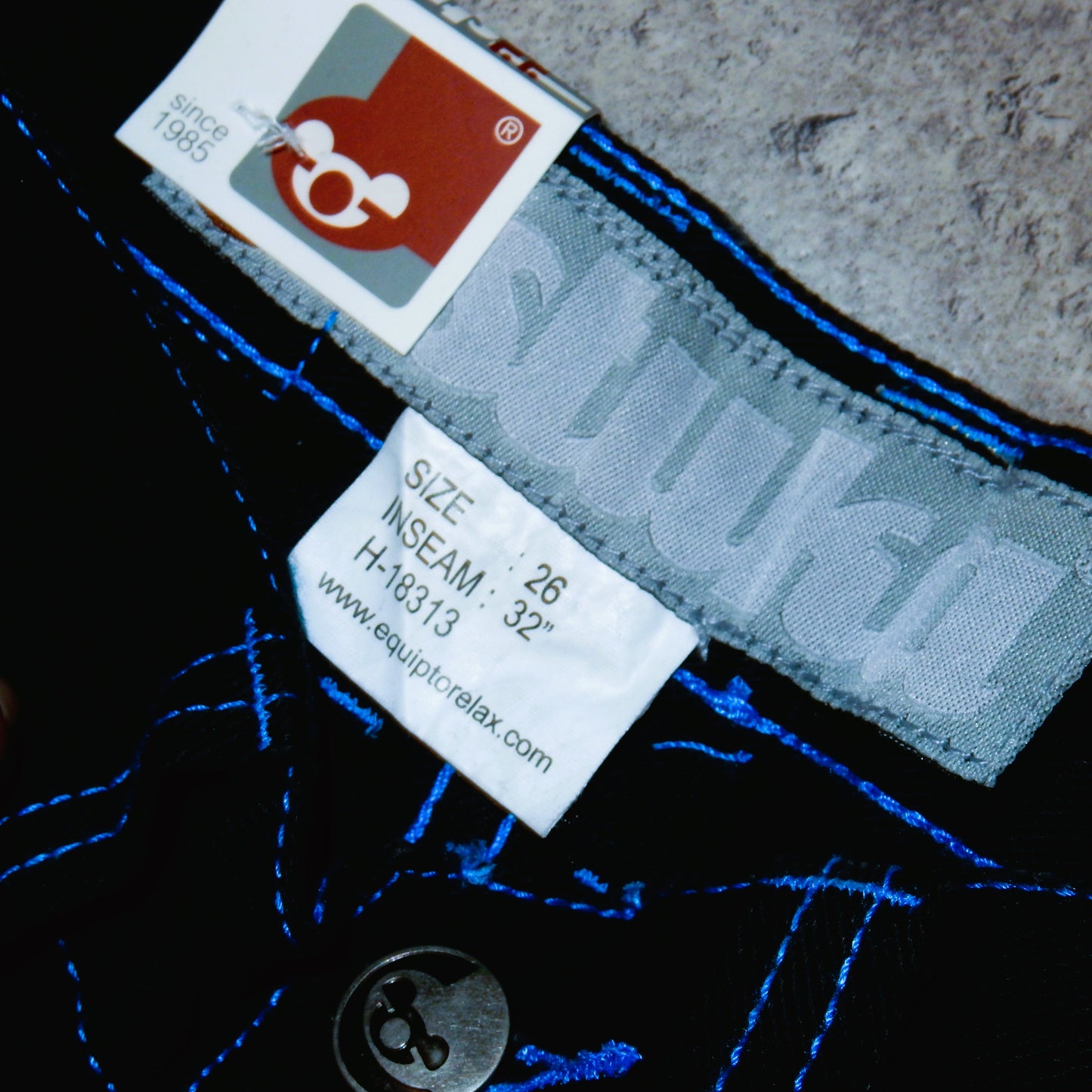 Stuka black baggy jeans blue stitching swag y2k rap - 26