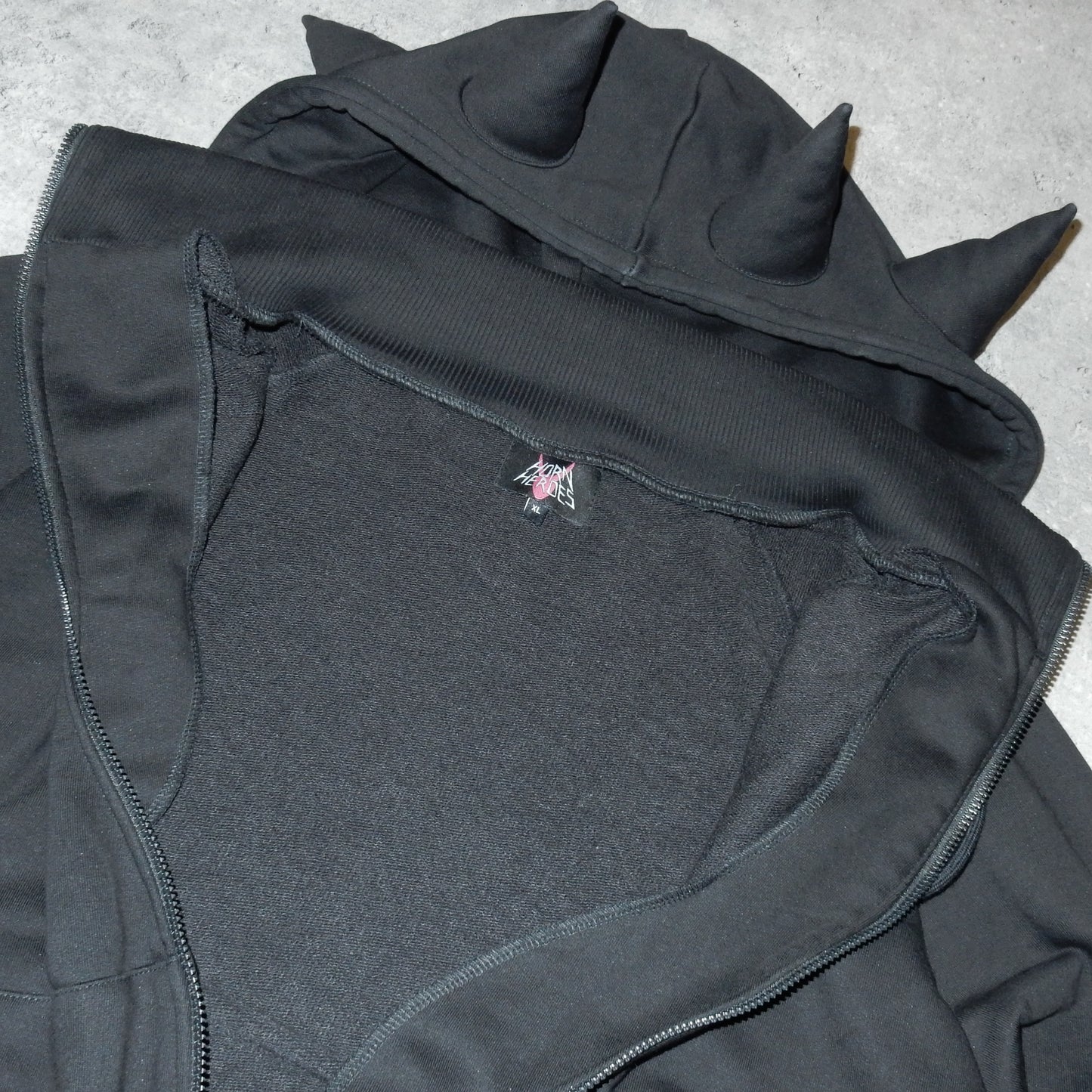 Horn Heroes boxy devil black hoodie - XL