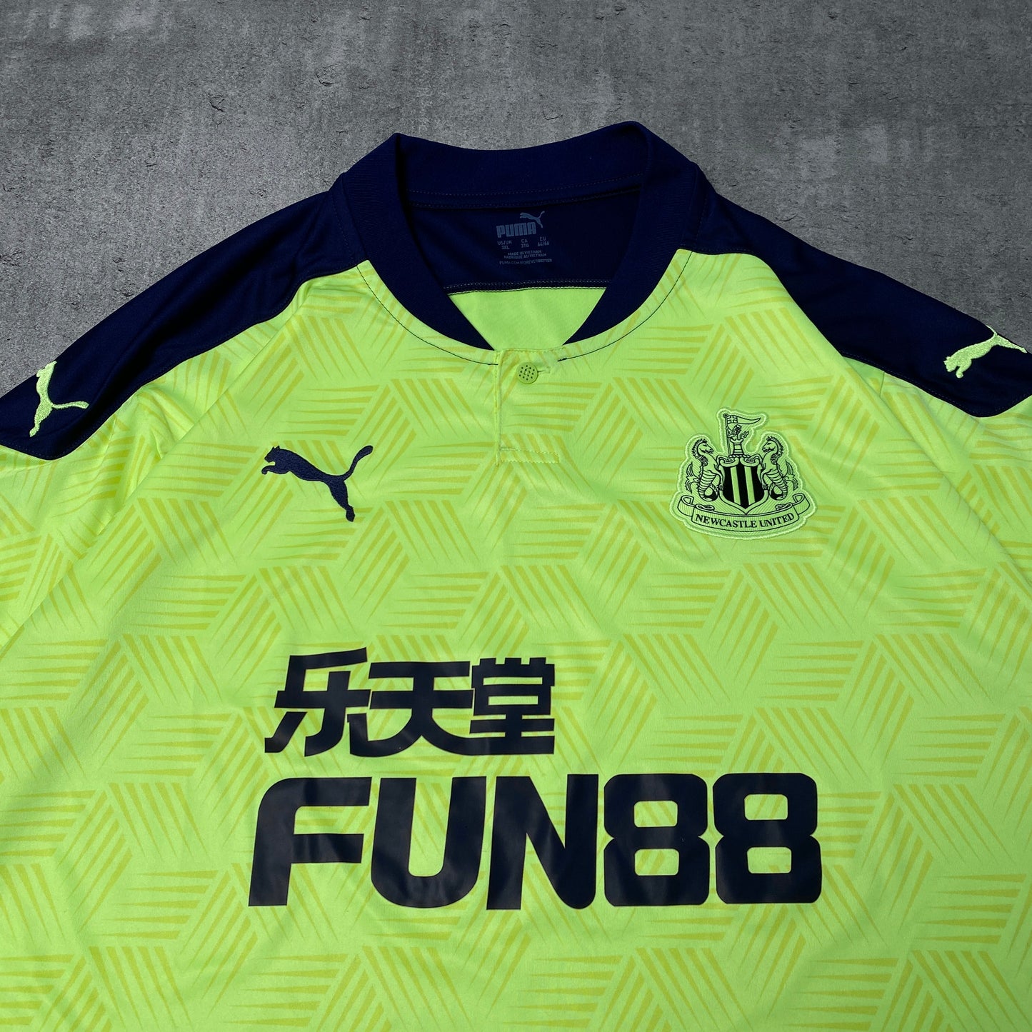 Newcastle United Puma lime kit 2021 - 3XL