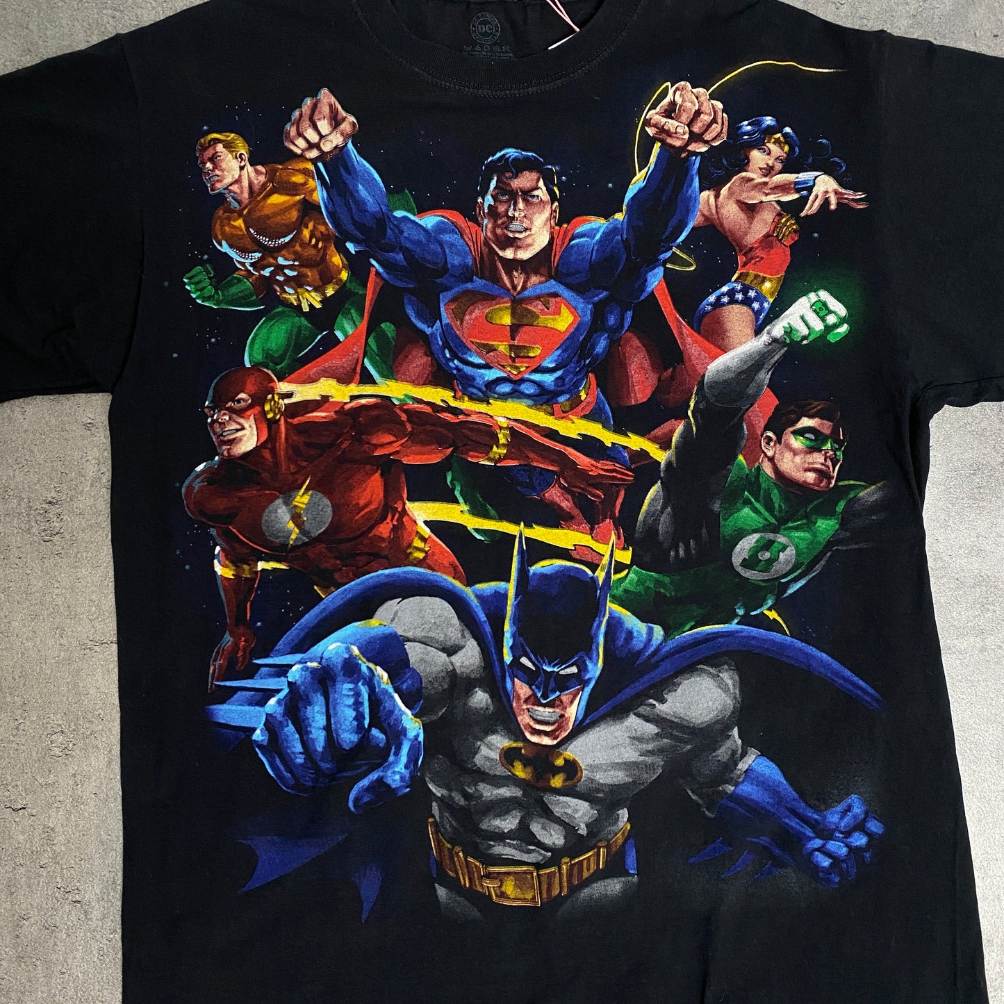 DC Comics all heroes printed black t-shirt - L