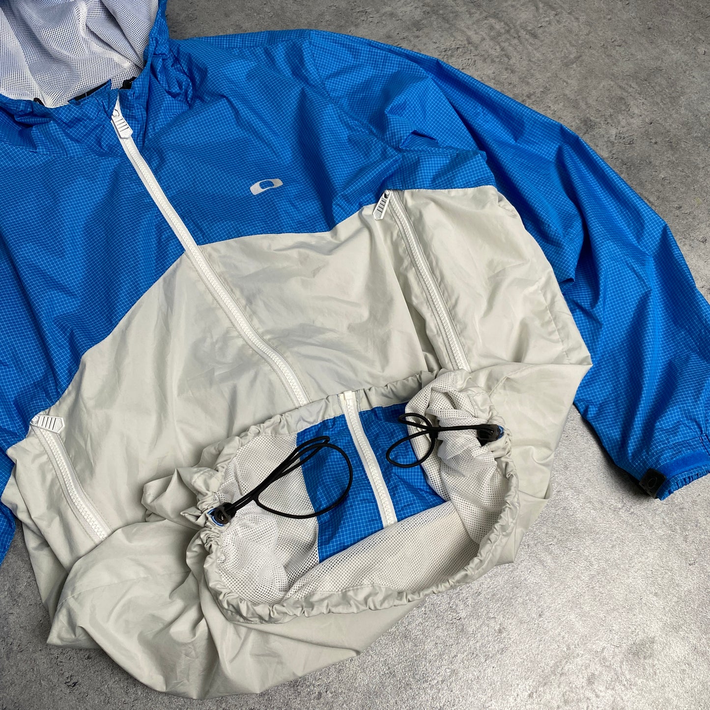 Oakley blue white windbreaker jacket - XXL