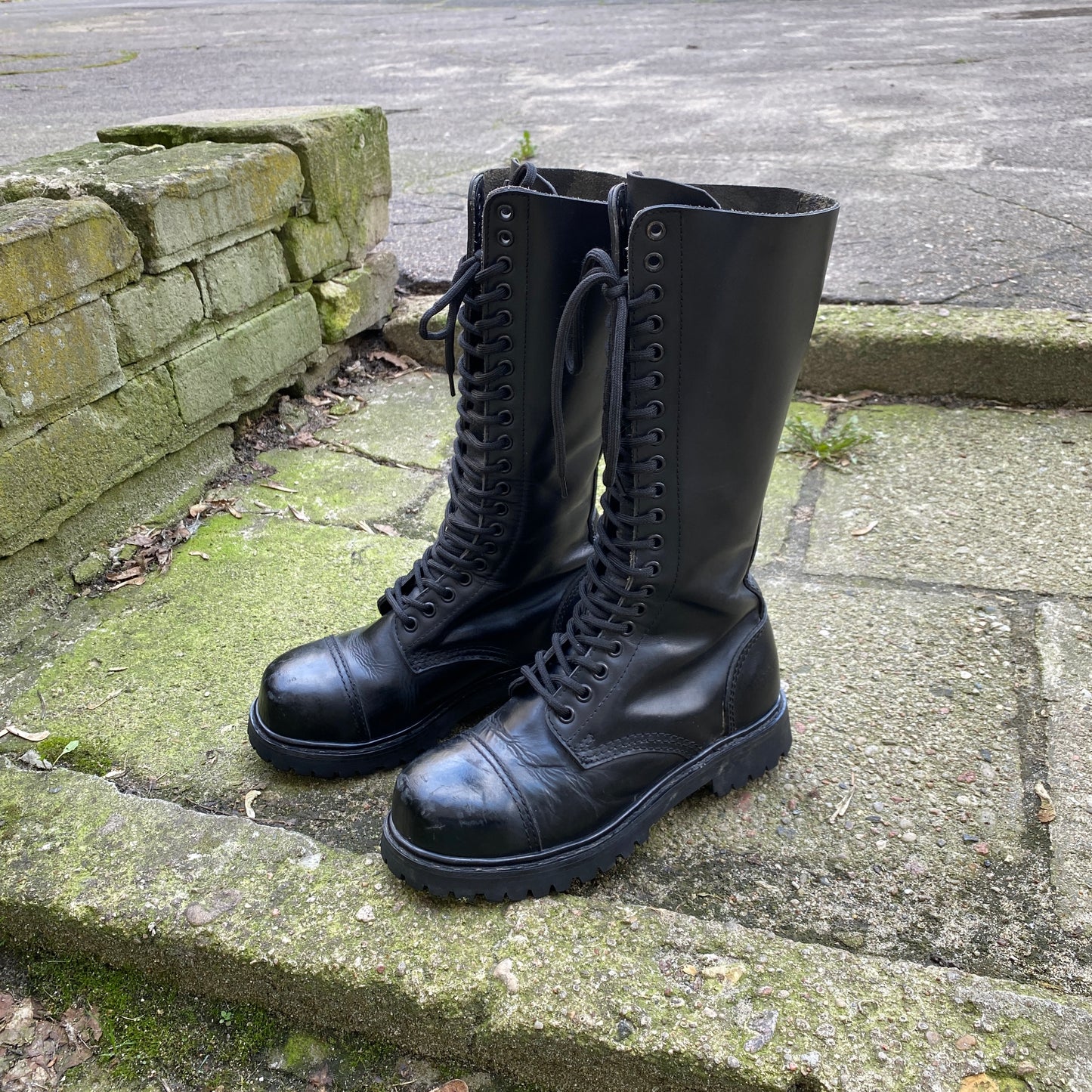 Undercover England combat boots 20 holes  - 39.5