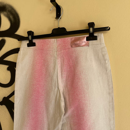 Y2K vintage white capris with pink brocade splash - 38/M