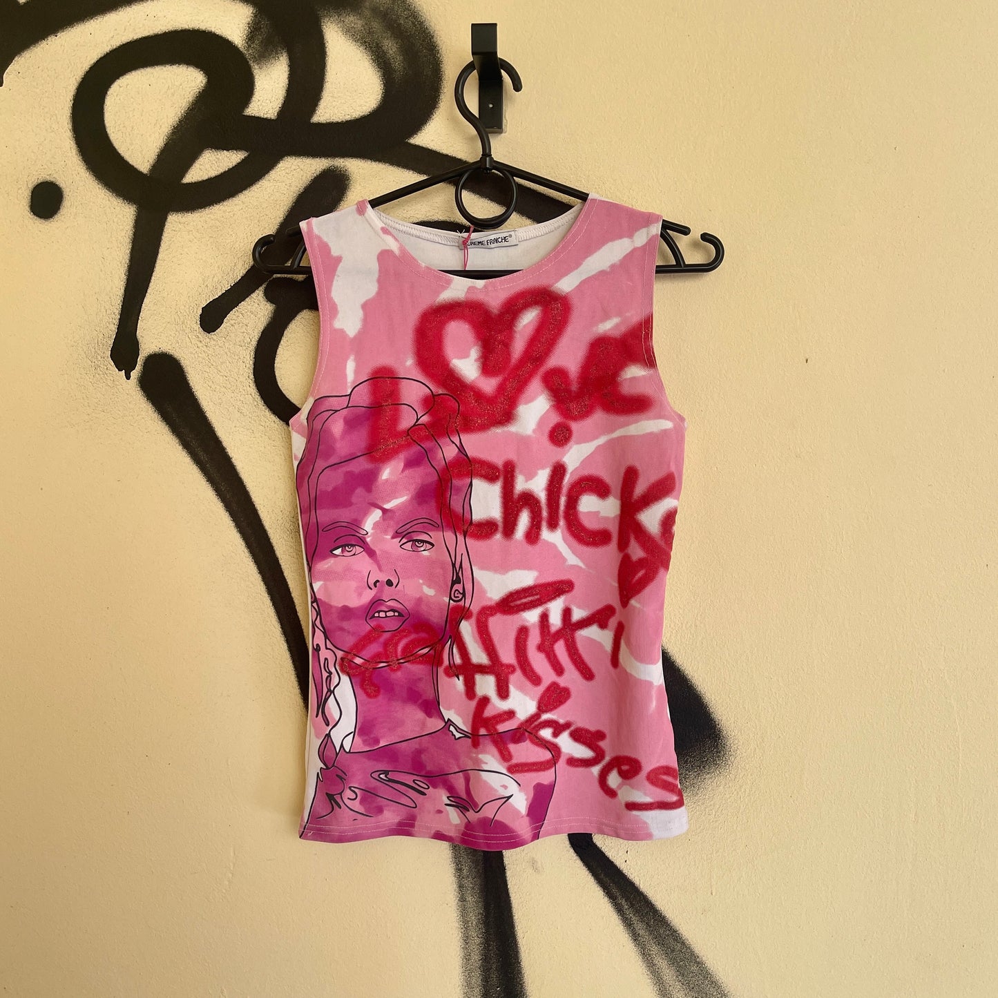 Chic Y2K vintage pink printed top - S/M